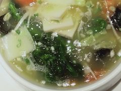 -渝是乎酸菜鱼(龙旗购物中心店)