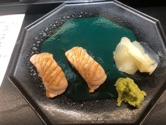 火炙三文鱼皮寿司-Sushi Hanzo半藏(天环广场店)