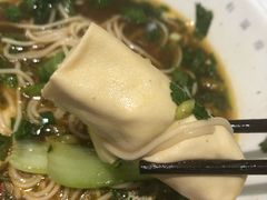 -牛吃草牛肉面(甬港南路店)