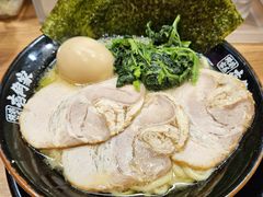 -横浜家系ラーメン壱角家(新宿アルタ裏店)