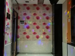 -迪迪派KTV(创业大厦店)