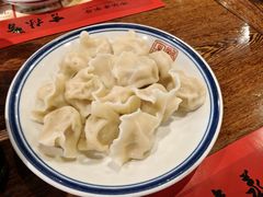 -新兴园饺子馆(河南街店)