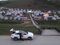 -关山牧场王师烤全羊
