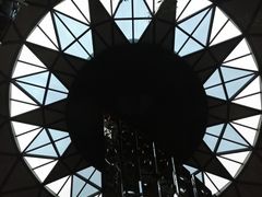 -上海滴水湖皇冠假日酒店