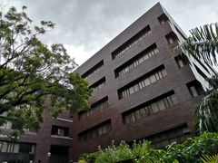 -香港大学