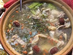 石橄榄炖鸡-洪大厨鸡煲(福田店)