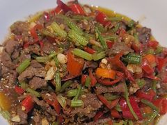 -黄泥岗·地道湖北菜(奥特莱斯店)