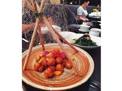 创意鲜果咕噜肉-广州文华东方酒店·江-由辉师傅主理