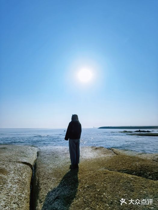 日照灯塔风景区图片