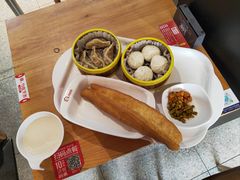 -南城香·饭香串香馄饨香(赵公口店)