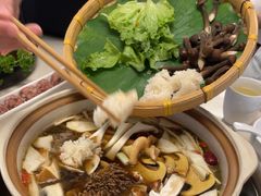 -土连锅·现熬养生汤锅(梁家巷店)