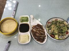 -六和聚传统烤鸭.天津菜(和平店)