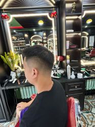 -豪帅男士理容馆