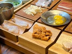 -银米·云南传统过桥米线(双廊黑金冠店)