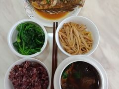 -臻爱住家月嫂育儿嫂(万达店)
