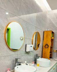 -苗医生专业祛痘·皮肤管理