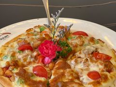 奥尔良鸡肉披萨-两岸咖啡(平湖店)