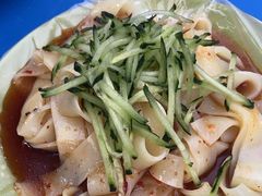 -艾力江和田馕坑烤肉店
