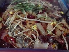 -沈姐万州烤鱼(沙坪坝七中店)
