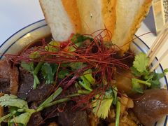 -CowCow其其·牛杂咖啡公司(六运店)