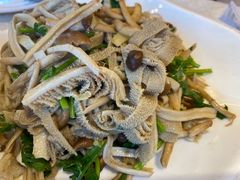 鲜菇爆百叶-马凯餐厅(长椿街店)