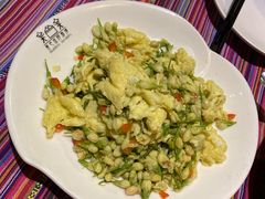 -香巴拉云南餐厅(华莱坞店)