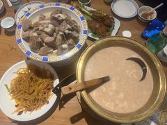 -蒙亨·手把肉·蒙古包文化主题餐厅(乌兰察布天恒广场店)