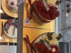-花花卷卷·鲜食蛋糕(静安久光百货店)