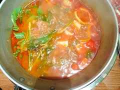 -野山舂·贵州现舂酸汤火锅(鸿通城店)