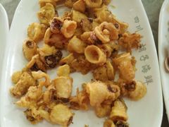 -四川小胡子海鲜(丁村万人海鲜广场店)