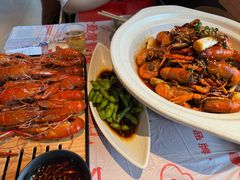 -肥肥虾庄·金牌油焖大虾(汉街SKP店)