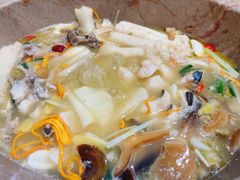 -七采菌园·野生菌石锅鱼(环城北路店)