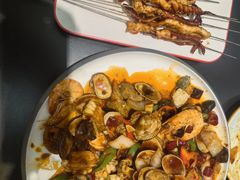 -鸿宇海鲜烧烤(红海新区店)