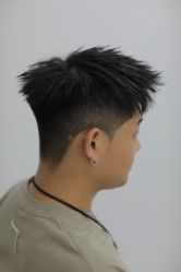 点击看大图 -藤野造型专业烫染接发