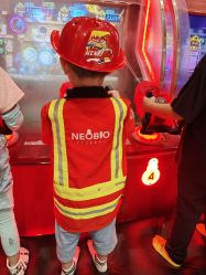 -奈尔宝·儿童乐园·亲子餐厅(鄞州万达店)