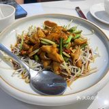真的是鹅肠炒至刚断生而爽口，酱汁味浓而不腻，太下饭了！