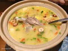 -乔街深夜食堂·小龙虾·高压锅生蚝(杭州总店)