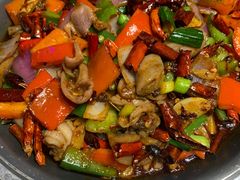 -老滇山寨•云南特色菜•地方菜•民族风情歌舞表演(金碧店)