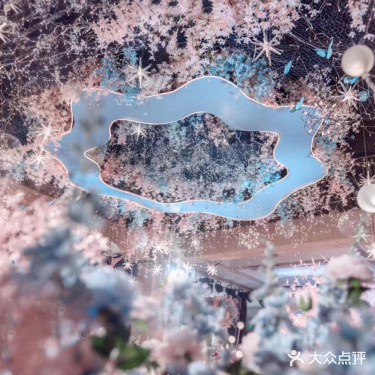 3米层高怎么做梦幻吊顶|粉蓝唯美风婚礼现场🌸