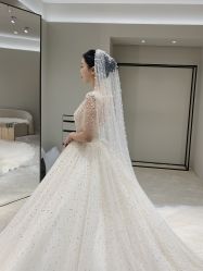点击看大图 -Renee芮亦婚纱