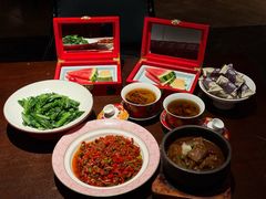 -千百味红餐厅·江西菜(绿地双子塔店)