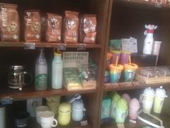 展示柜-星巴克臻选(威海威高广场店)