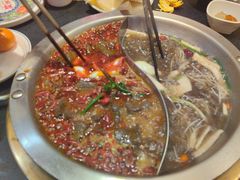 -沸炉重庆老火锅(军事博物馆店)