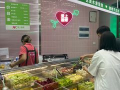自助取餐区-爱上酸嘢