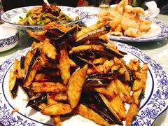 -快乐老家三鲜饺子东北菜(南六中路店)