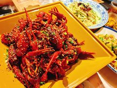 -霄汉牛三鲜湖北砂锅菜(万松园2店)