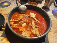 酸汤鱼-毛辣果·酸