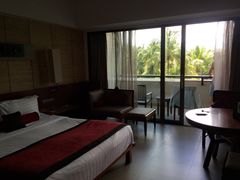 三亚湾海居铂尔曼度假酒店-三亚湾海居铂尔曼度假酒店