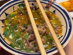 -洱火云南酸菜牛肉火锅(石景山当代商城店)