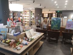 -魔方城市书房(中街益田店)
